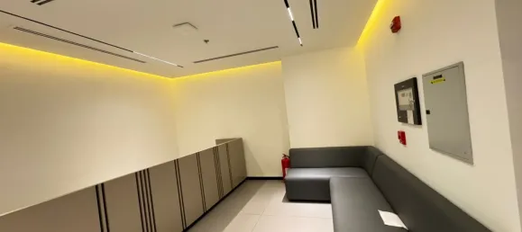 78m² Office in Business Bay, UAE No. 105998 4