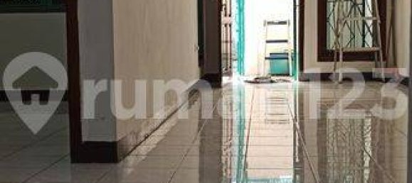 3 Schlafzimmer Haus in Grogol Petamburan, Indonesia, Nr. 2489 3