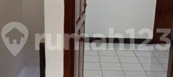 3 Schlafzimmer Haus in Grogol Petamburan, Indonesia, Nr. 2489 8