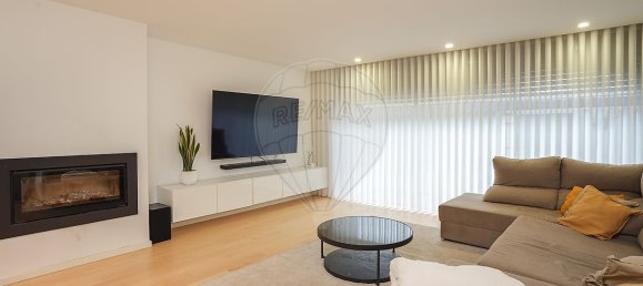 3 bedrooms House in Avintes, Portugal No. 17211 6