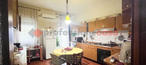 4 Schlafzimmer Wohnung in Milazzo, Italy, Nr. 380565 9