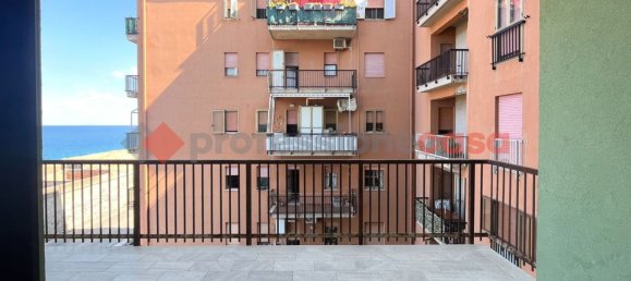 4 Schlafzimmer Wohnung in Milazzo, Italy, Nr. 380565 20