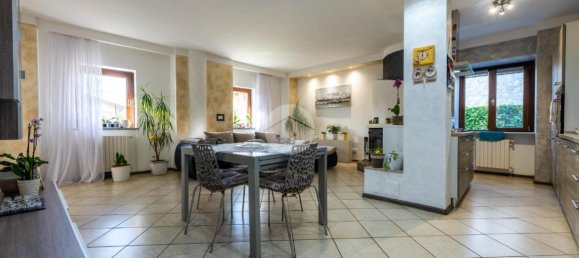 Casa de 6 habitaciónes en Cuneo, Italy No. 143549 8