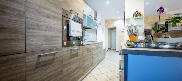 Casa de 6 habitaciónes en Cuneo, Italy No. 143549 11