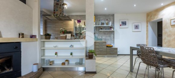 Casa de 6 habitaciónes en Cuneo, Italy No. 143549 5