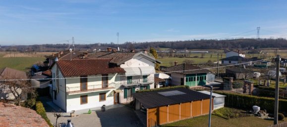 Casa de 6 habitaciónes en Cuneo, Italy No. 143549 41