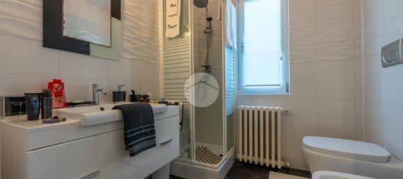 Casa de 6 habitaciónes en Cuneo, Italy No. 143549 32