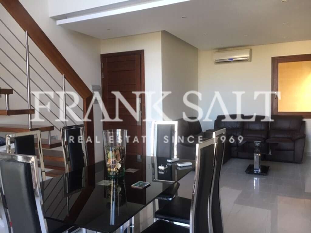 Apartamento T3 em Ghajnsielem, Malta N.º 2921