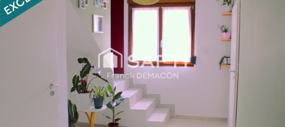 3 bedrooms House in Villette, France No. 209957 9