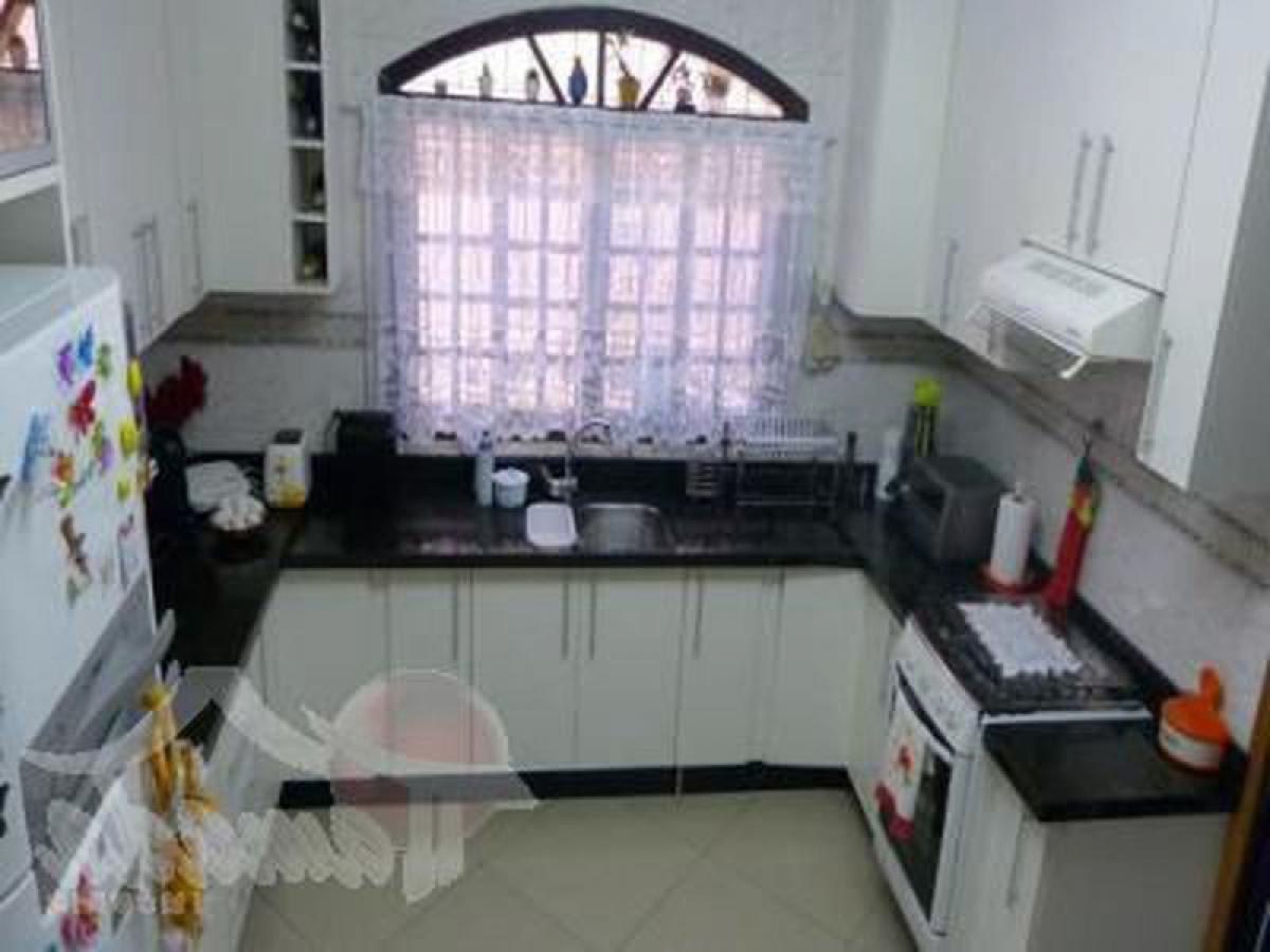 Дом с 3 спальнями в Сан-Паулу, Бразилия № 591324