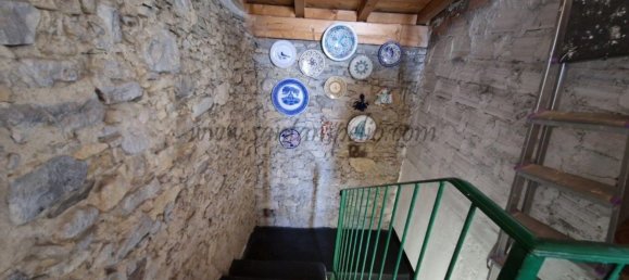 3-salle Appartement à San Biagio della Cima, Italy No. 15186 22