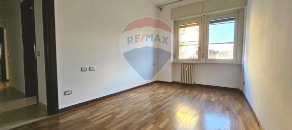 3-salle Appartement à Pavia, Italy No. 57510 16