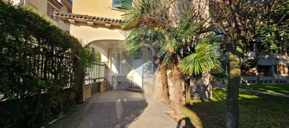 3-salle Appartement à Pavia, Italy No. 57510 22