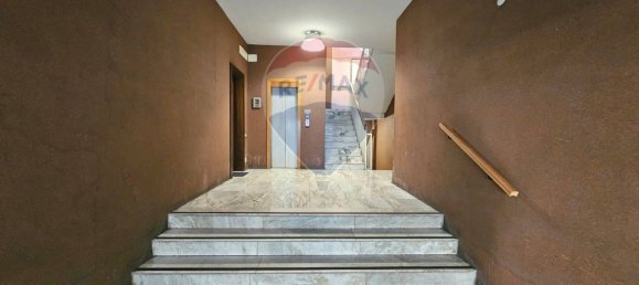 3-salle Appartement à Pavia, Italy No. 57510 18