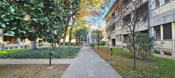 3-salle Appartement à Pavia, Italy No. 57510 21