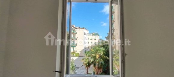 2 Schlafzimmer Wohnung in Florence, Italy, Nr. 274602 4