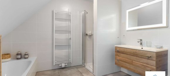 Oficina de 17 habitaciónes en Leer, Germany No. 242276 20