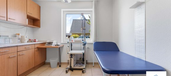 Oficina de 17 habitaciónes en Leer, Germany No. 242276 30