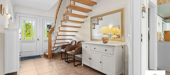 Oficina de 17 habitaciónes en Leer, Germany No. 242276 5