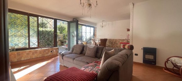 7 rooms Villa in Mugnano di Napoli, Italy No. 163470 6