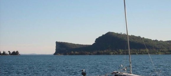 5غرفة فيلا في San Felice del Benaco, Italy رقم 139697 22