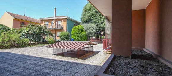 Квартира с 2 спальнями в Новара, Италия № 301559 22