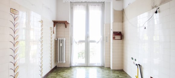 Квартира с 2 спальнями в Новара, Италия № 301559 8