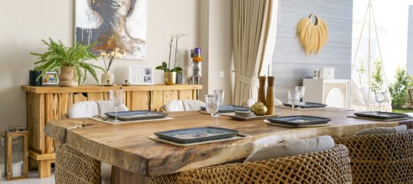 5 bedrooms Villa in Marbella, Spain No. 4673 18