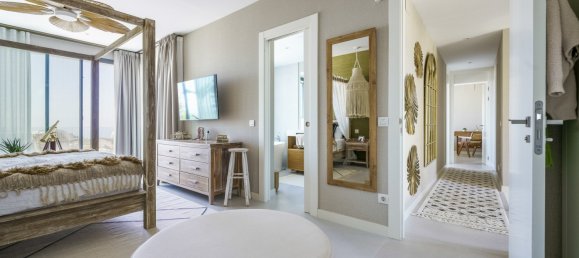 5 bedrooms Villa in Marbella, Spain No. 4673 25