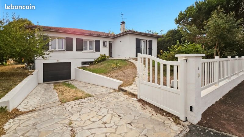 4 bedrooms House in Villenave-d'Ornon, France No. 317437