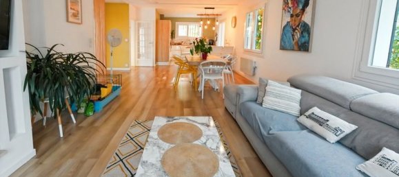 4 bedrooms House in Villenave-d'Ornon, France No. 317437 8