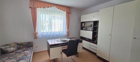 4-salle Appartement à Bayreuth, Germany No. 372091 3