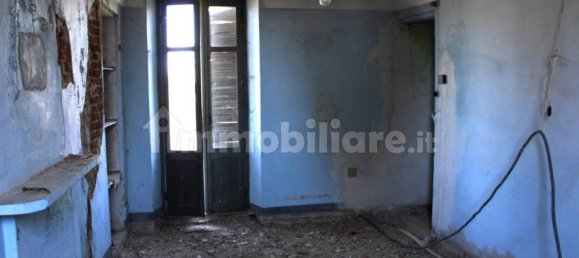 Casa de 2 dormitorios en Pertengo, Italy No. 266898 17