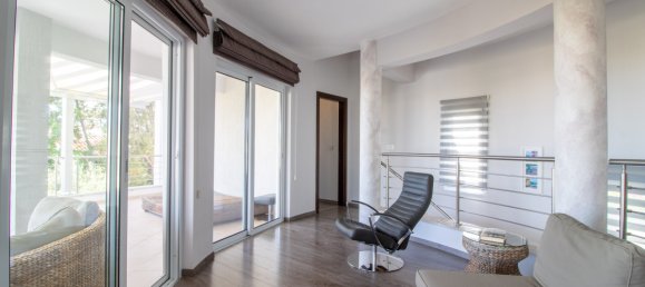 4 bedrooms House in Pegeia, Cyprus No. 9727 14