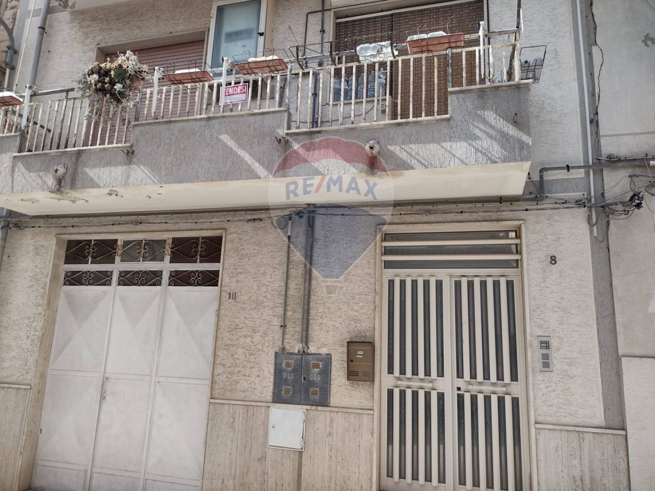 8 bedrooms House in Mirabella Imbaccari, Italy No. 310865