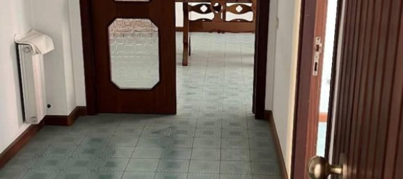 Квартира с 6 спальнями в Куарту Сант'Элена, Италия № 334263 8