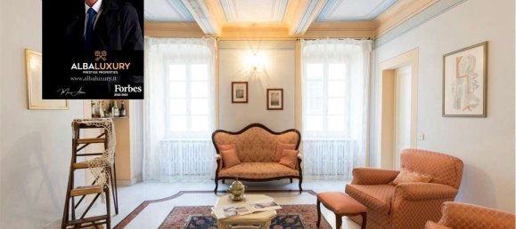 4 bedrooms Building in Massa, Italy No. 164487 12