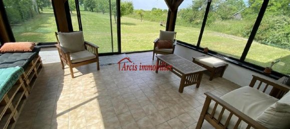 5 bedrooms House in Arcis-sur-Aube, France No. 271913 2