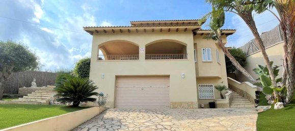 4 bedrooms Villa in Castelldefels, Spain No. 2399 10