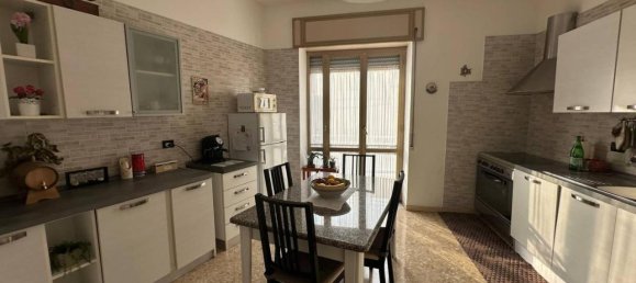 4 rooms Apartment in Naples, Italy No. 167253 13