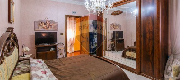 Apartamento de 4 dormitorios en Mascalucia, Italy No. 324573 14