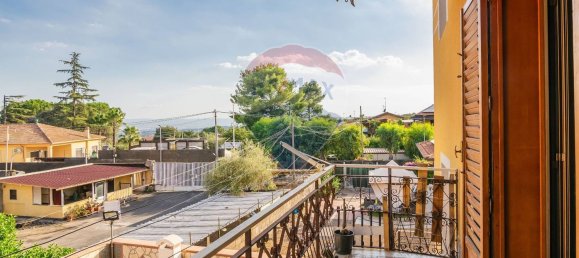 Apartamento de 4 dormitorios en Mascalucia, Italy No. 324573 24