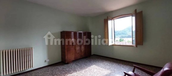 4 bedrooms Apartment in Arezzo, Italy No. 204858 5