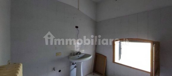 4 bedrooms Apartment in Arezzo, Italy No. 204858 27