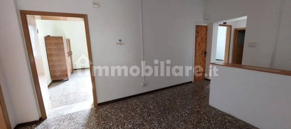 4 bedrooms Apartment in Arezzo, Italy No. 204858 10