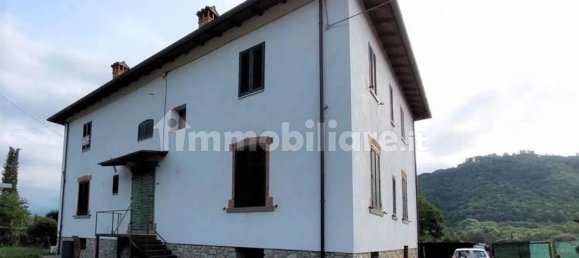 4 bedrooms Apartment in Arezzo, Italy No. 204858 28