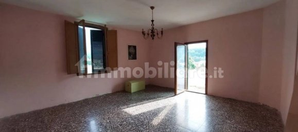4 bedrooms Apartment in Arezzo, Italy No. 204858 11