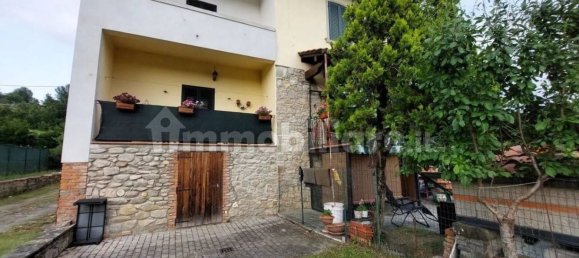 4 bedrooms Apartment in Arezzo, Italy No. 204858 45
