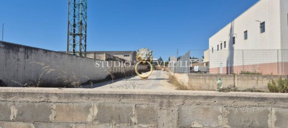 2000m² Warehouse in Bari, Italy No. 349143 3