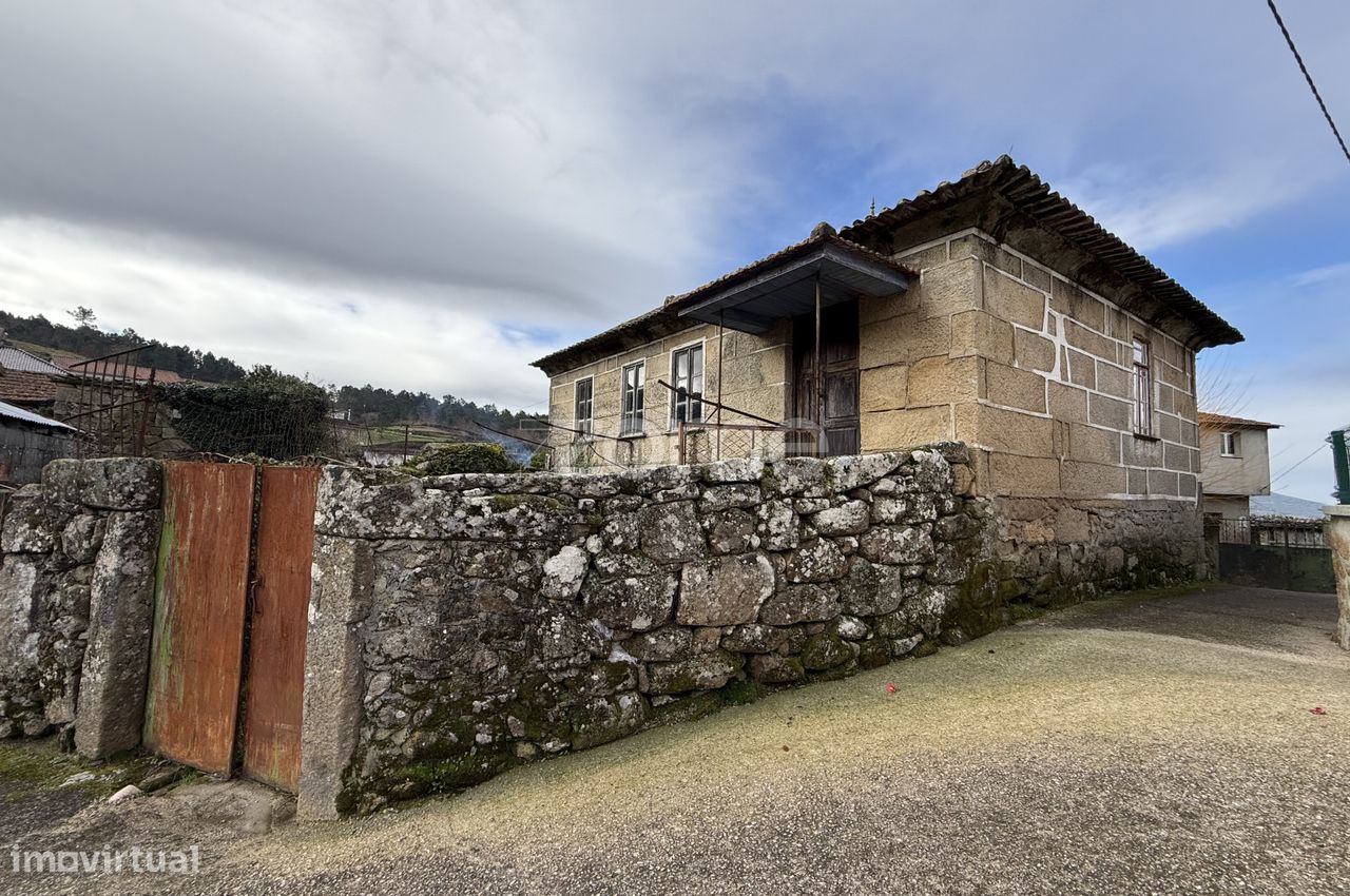 3 bedrooms House in Moncao, Portugal No. 87265